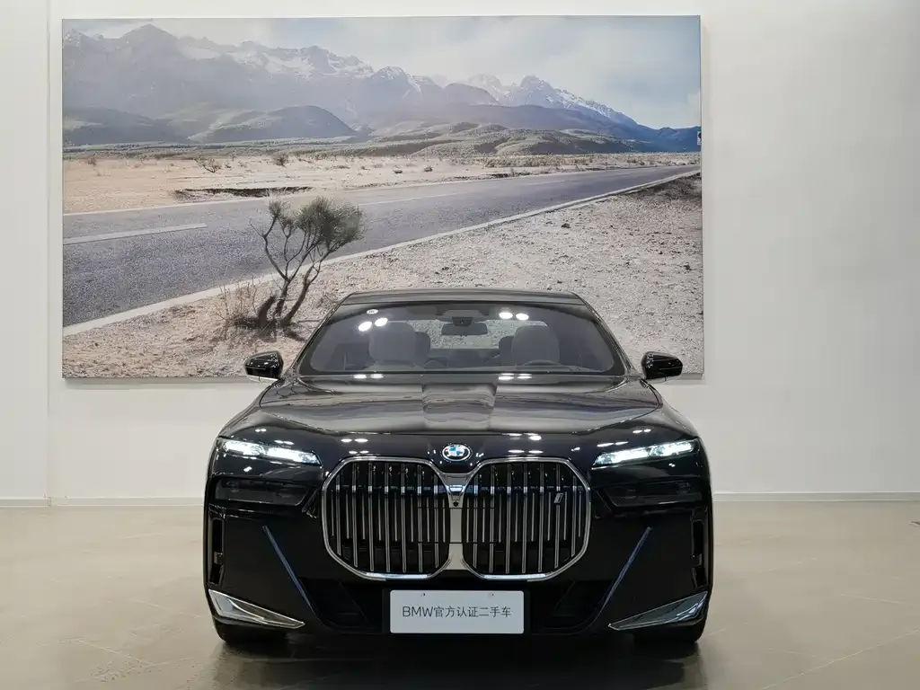 BMW i7 2025 из CN, фото 4