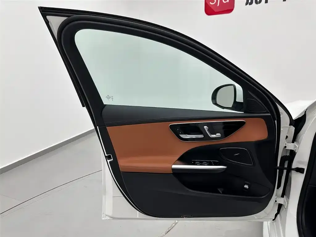 Mercedes-Benz C-Class 2024 из CN, фото 5