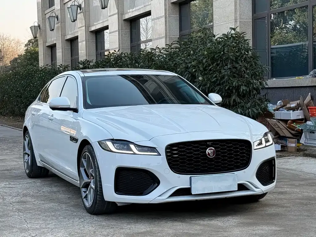 Jaguar XFL 2022 из CN, фото 4