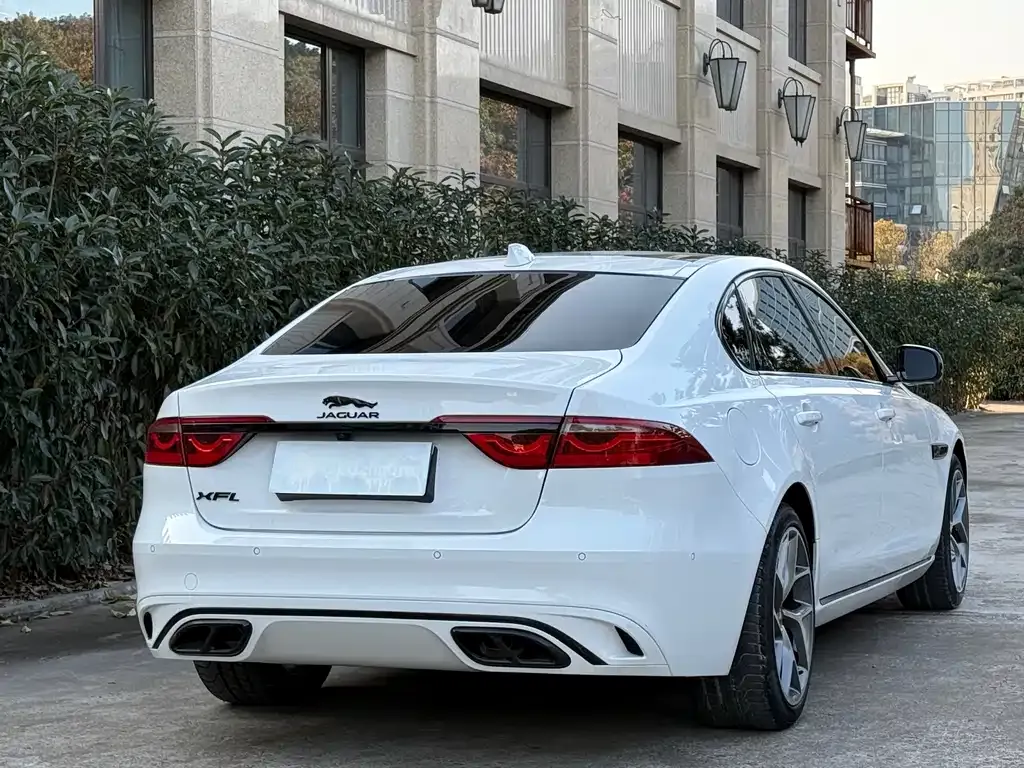 Jaguar XFL 2022 из CN, фото 2