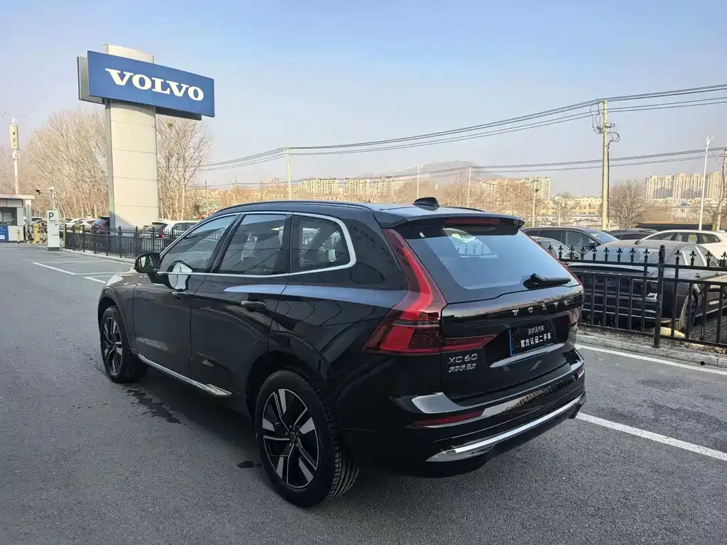 Volvo XC60 2025 из CN, фото 9