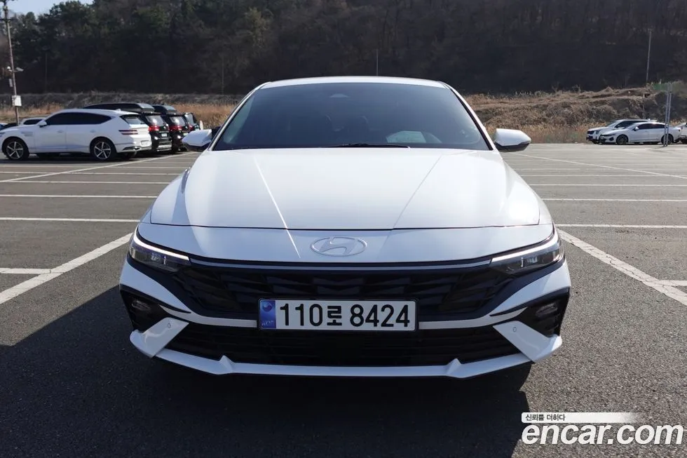 Hyundai AVANTE 2024 из KR, фото 1
