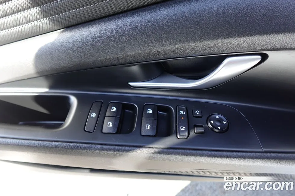 Hyundai AVANTE 2024 из KR, фото 2
