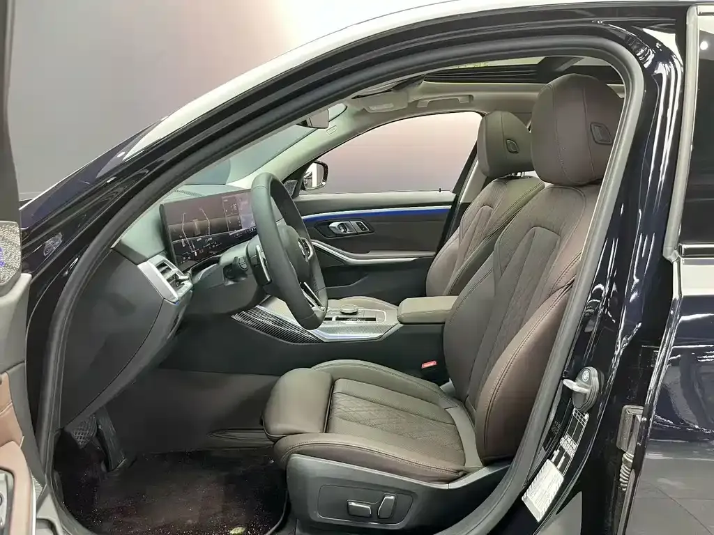 BMW 3 Series 2025 из CN, фото 9