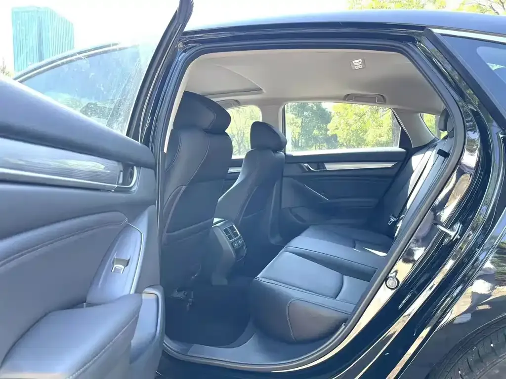 Honda Accord 2022 из CN, фото 3
