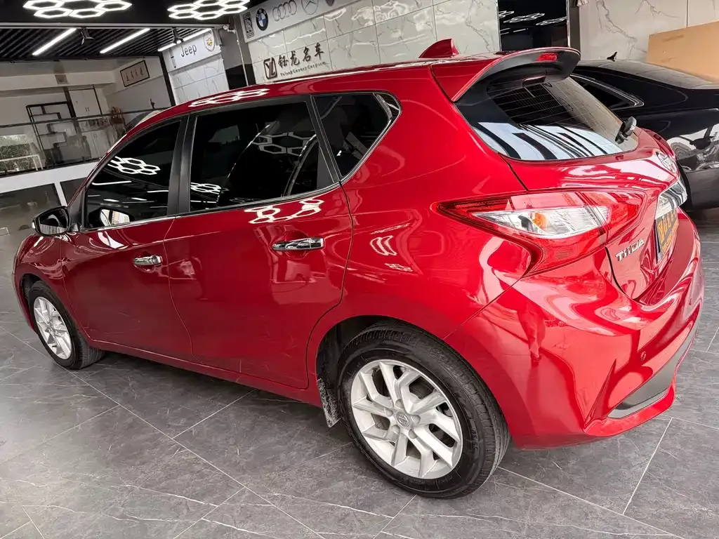Nissan Tiida 2024 из CN, фото 3