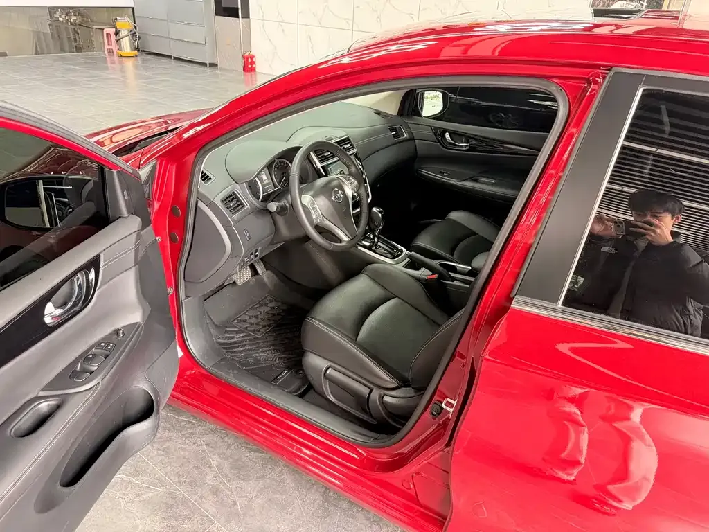 Nissan Tiida 2024 из CN, фото 5