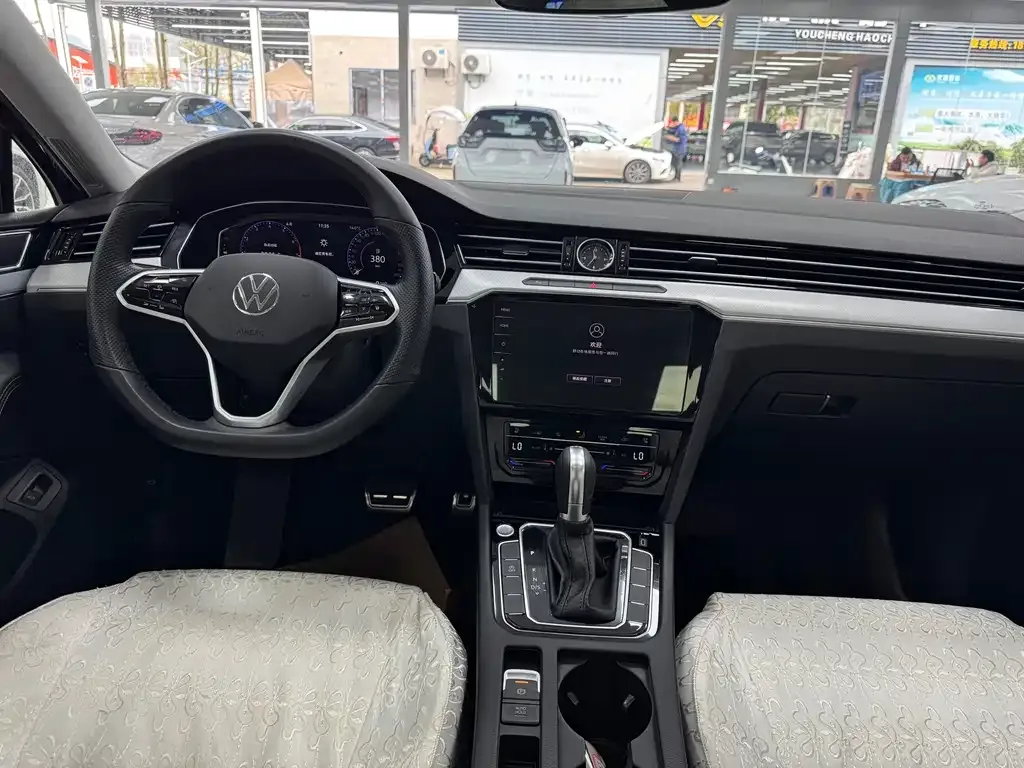 Volkswagen Magotan 2024 из CN, фото 4