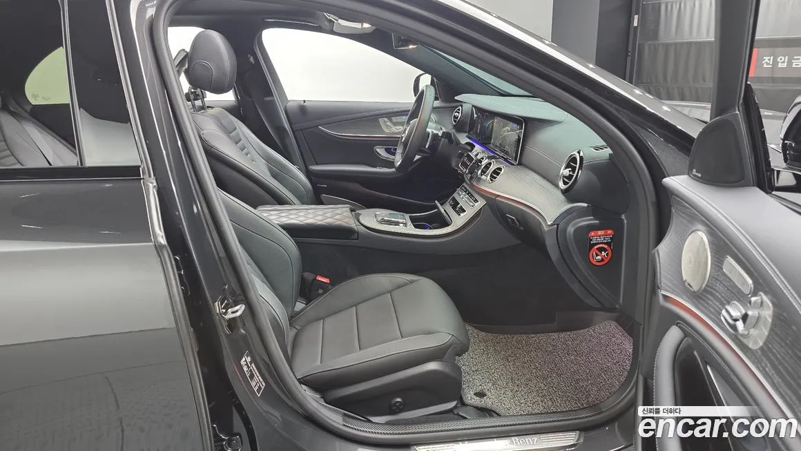 Mercedes-Benz E-Class 2023 из KR, фото 9
