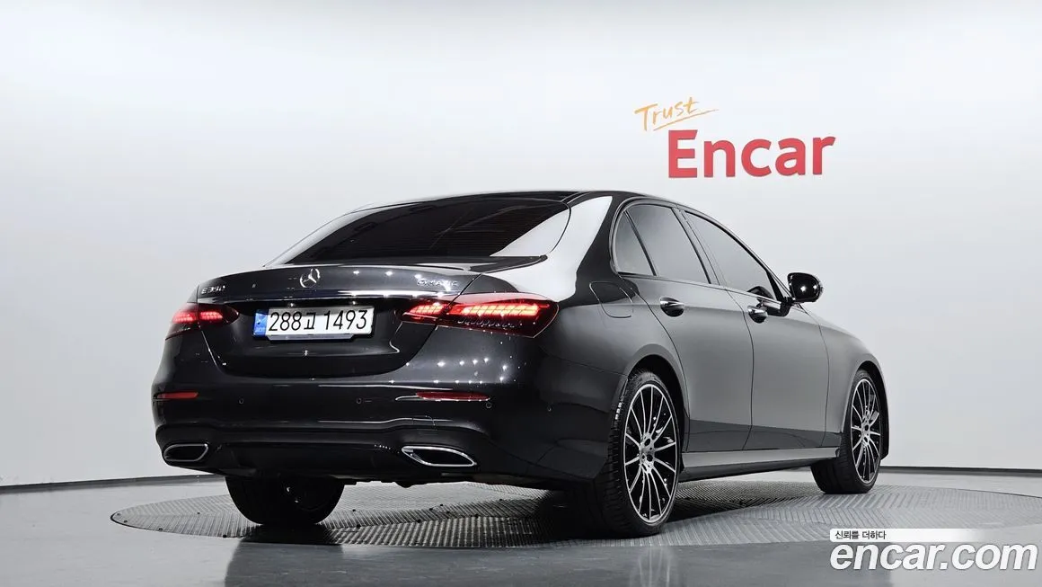 Mercedes-Benz E-Class 2023 из KR, фото 3