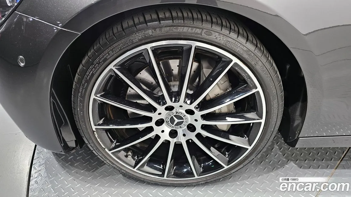 Mercedes-Benz E-Class 2023 из KR, фото 4