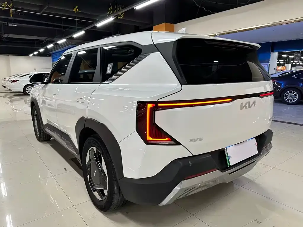 Kia EV5 2024 из CN, фото 9