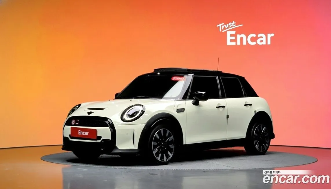 Mini Cooper — фото 1