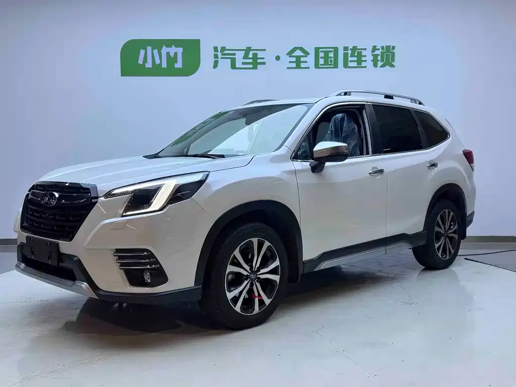 Subaru Forester — фото 1