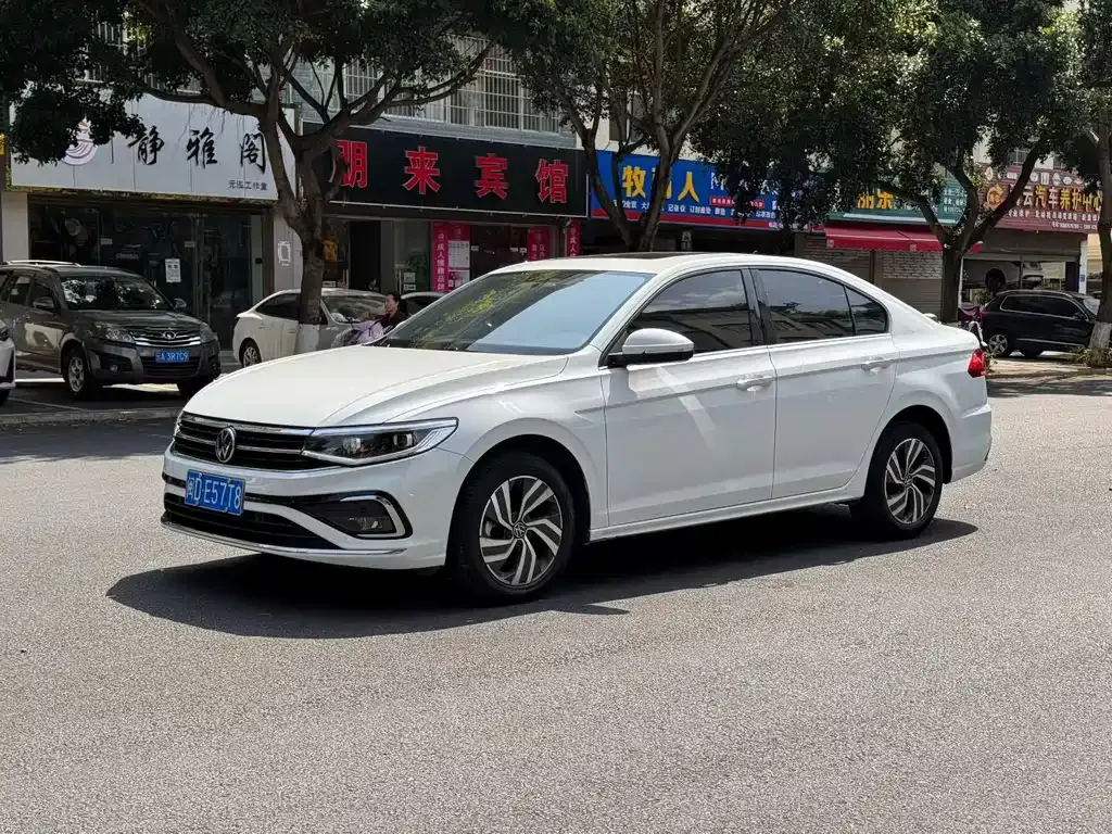 Volkswagen Bora 2023 из CN, фото 1
