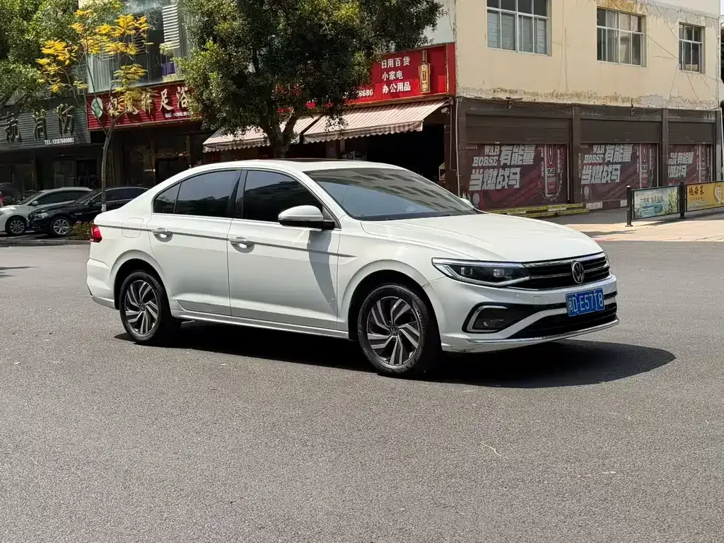 Volkswagen Bora 2023 из CN, фото 8