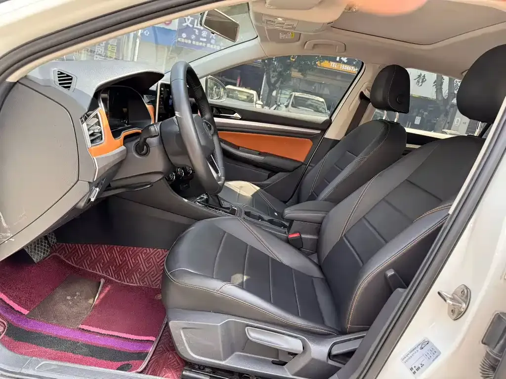 Volkswagen Bora 2023 из CN, фото 4