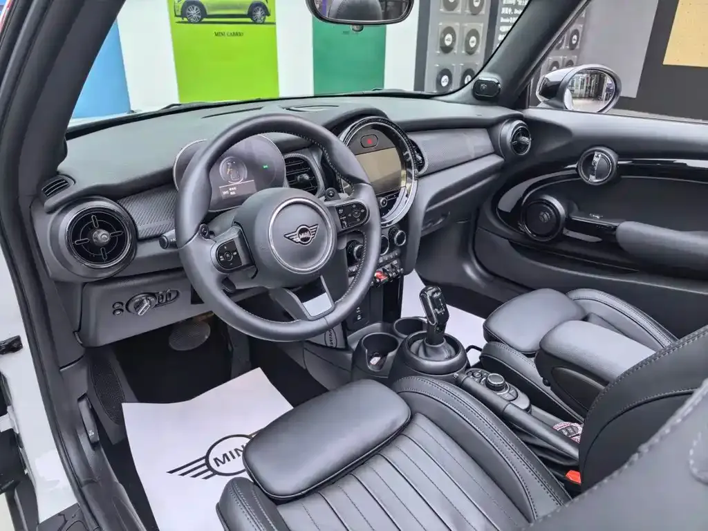 MINI Cooper (3-door) 2023 из CN, фото 9