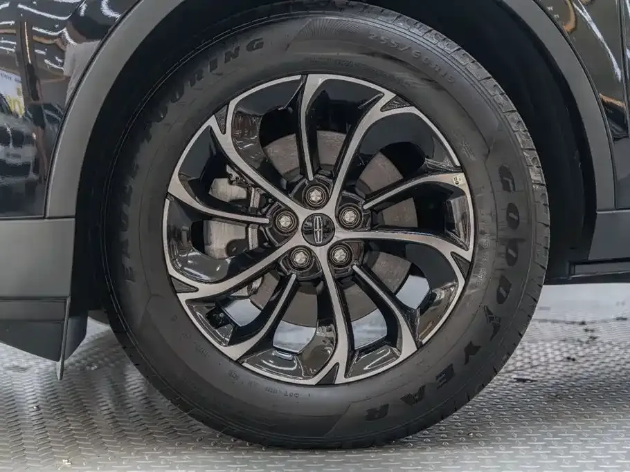 Lincoln Nautilus 2024 из CN, фото 6