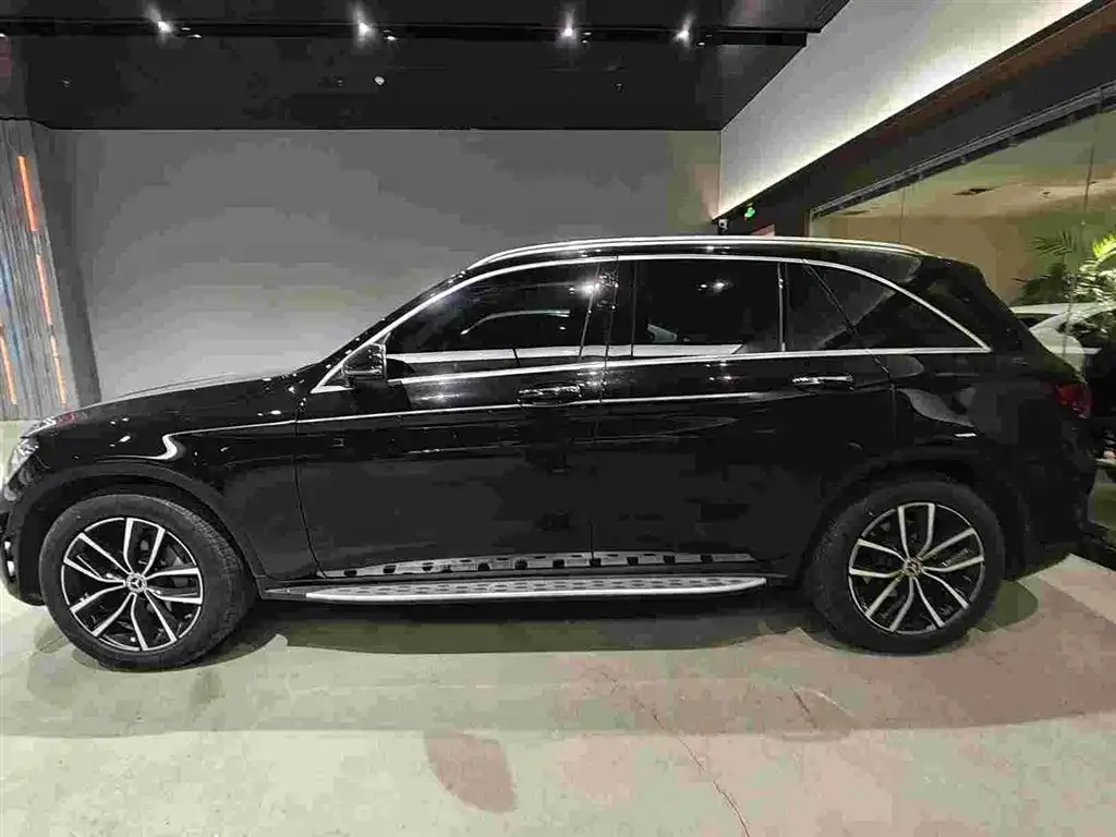 Mercedes-Benz GLC — фото 6