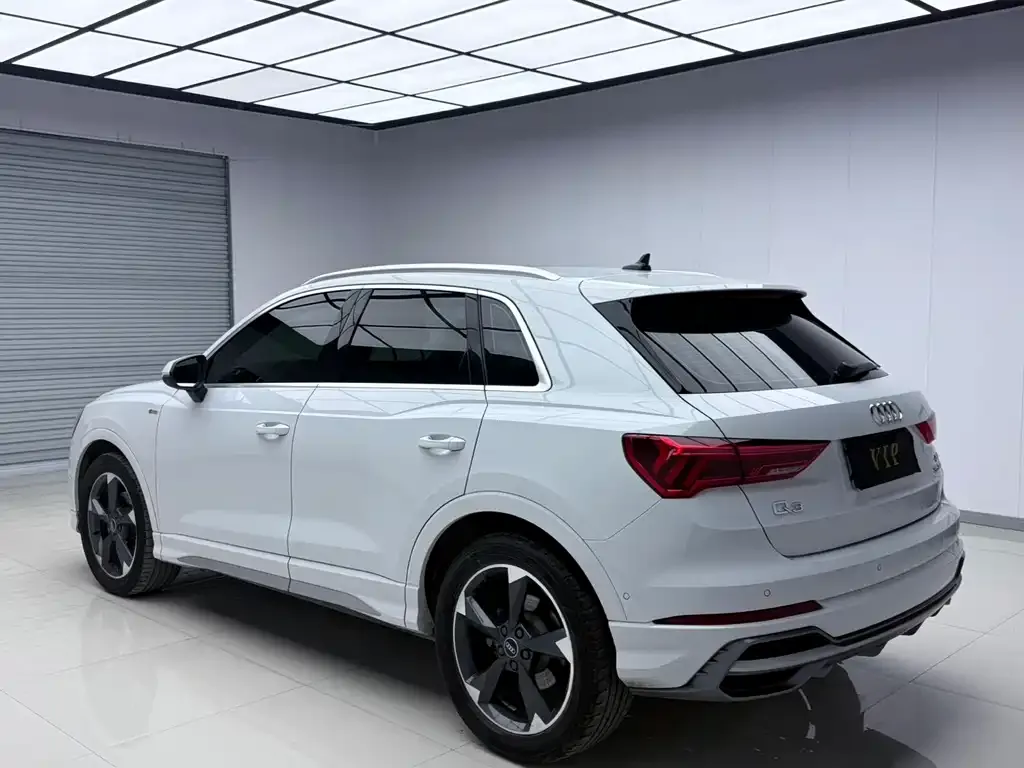 Audi Q3 — фото 5