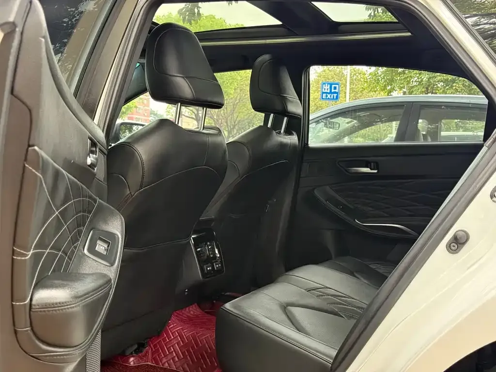 Toyota Avalon 2023 из CN, фото 6