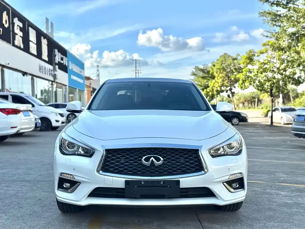 Infiniti Q50L 2021 из CN, фото 7