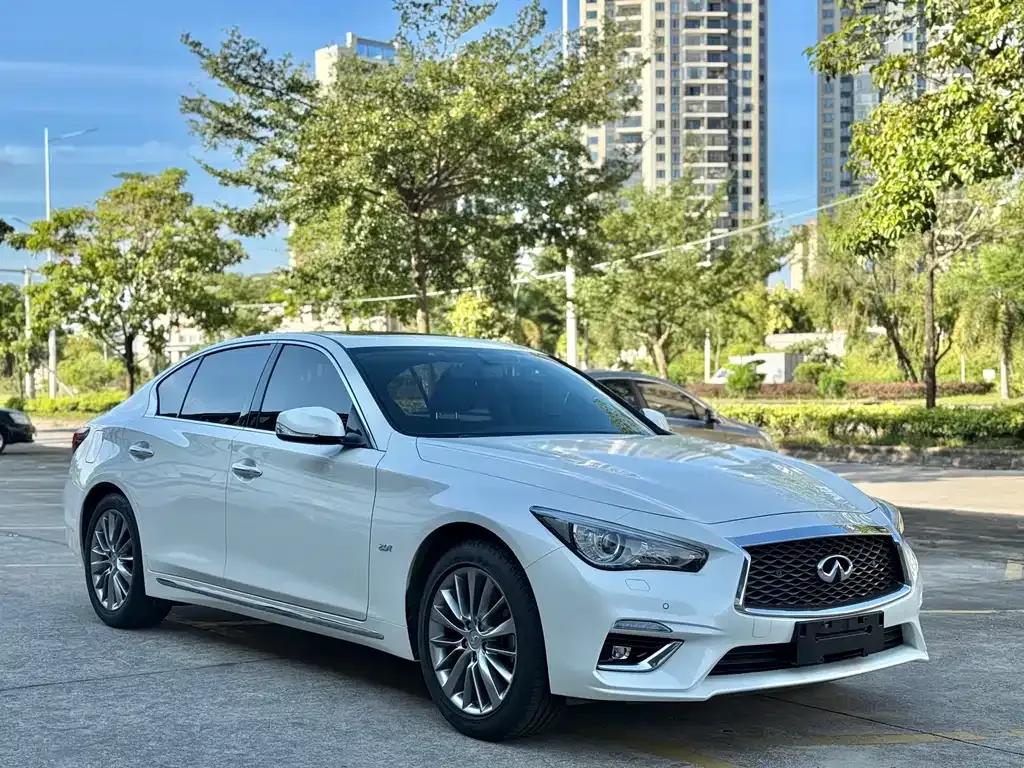 Infiniti Q50L 2021 из CN, фото 9