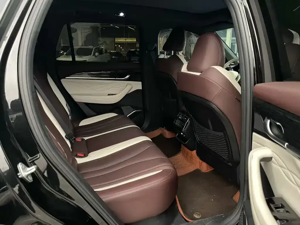 Geely Xingyue L 2023 из CN, фото 2