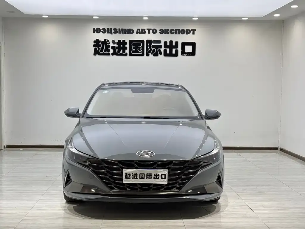 Hyundai Elantra 2023 из CN, фото 2