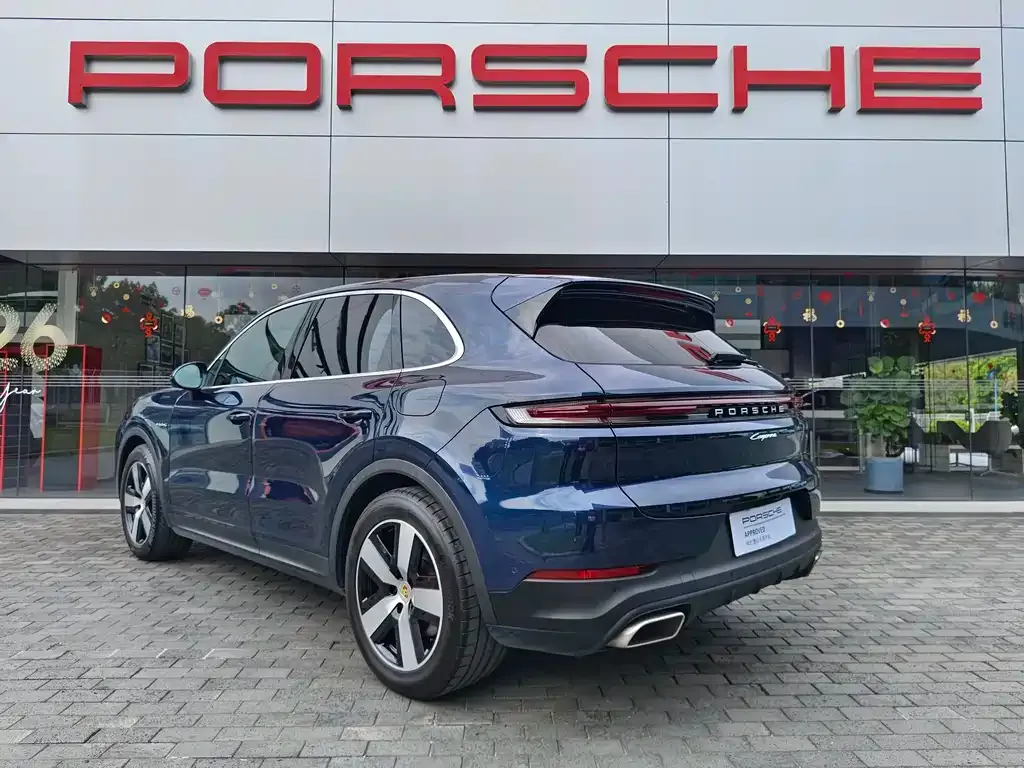 Porsche Cayenne Hybrid 2024 из CN, фото 5