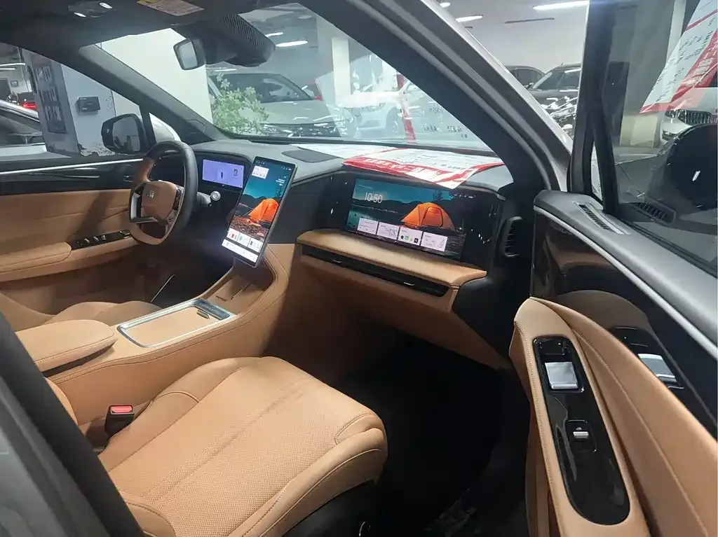 Geely Galaxy L7 — фото 9