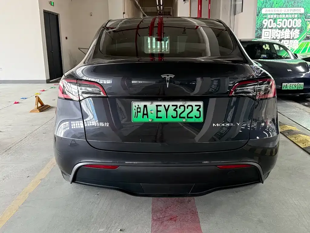 Tesla Model Y — фото 5
