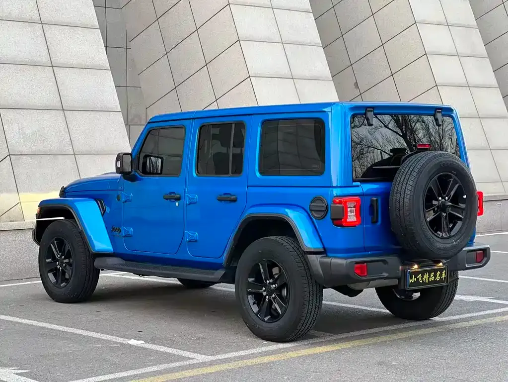 Jeep Wrangler 2023 из CN, фото 8