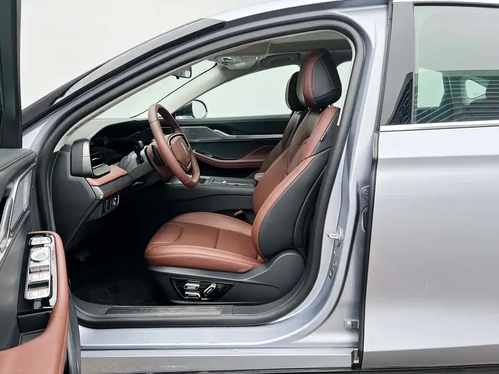 Lincoln Z 2025 из CN, фото 7