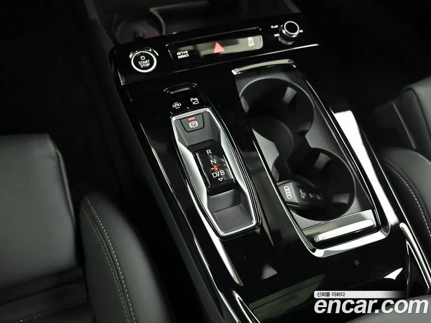 Audi Q6 e-tron 2025 из KR, фото 5