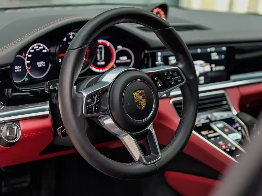 Porsche Panamera — фото 8