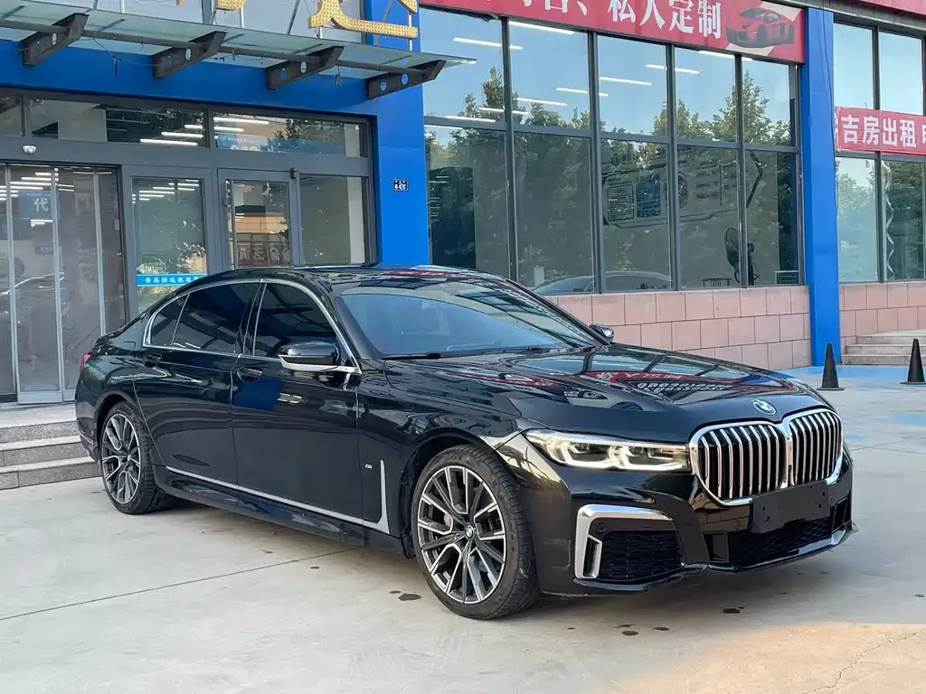 BMW 7 Series 2025 из CN, фото 6