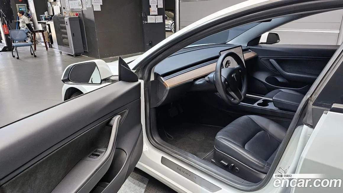 Tesla Model 3 2021 из KR, фото 8