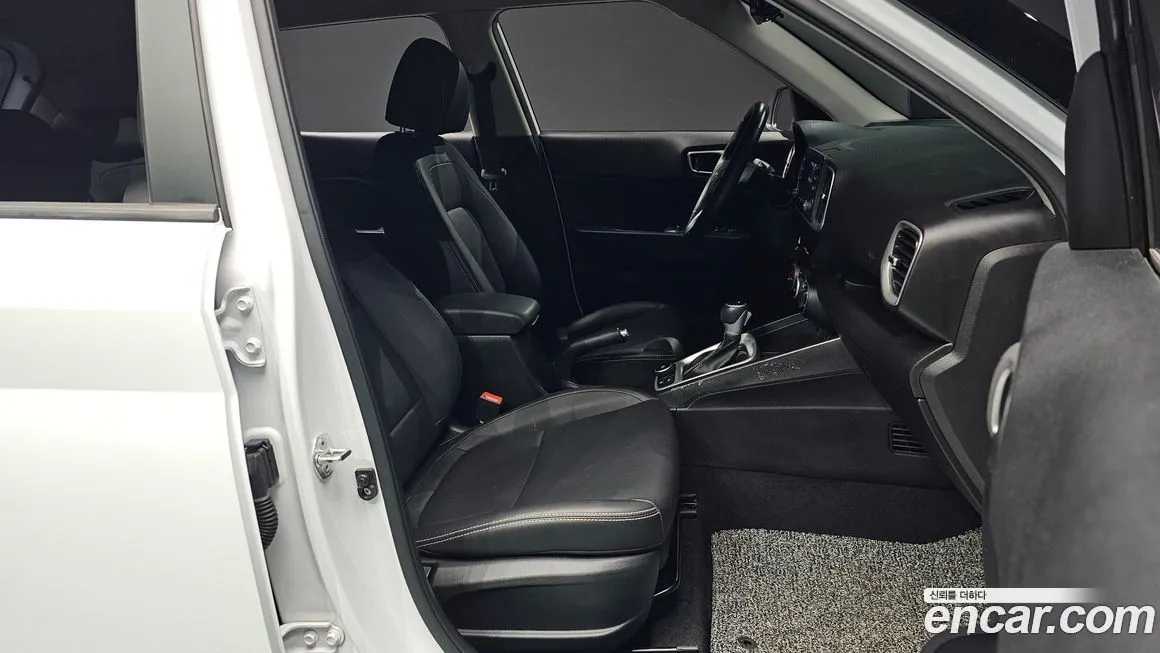 Hyundai Venue 2021 из KR, фото 2