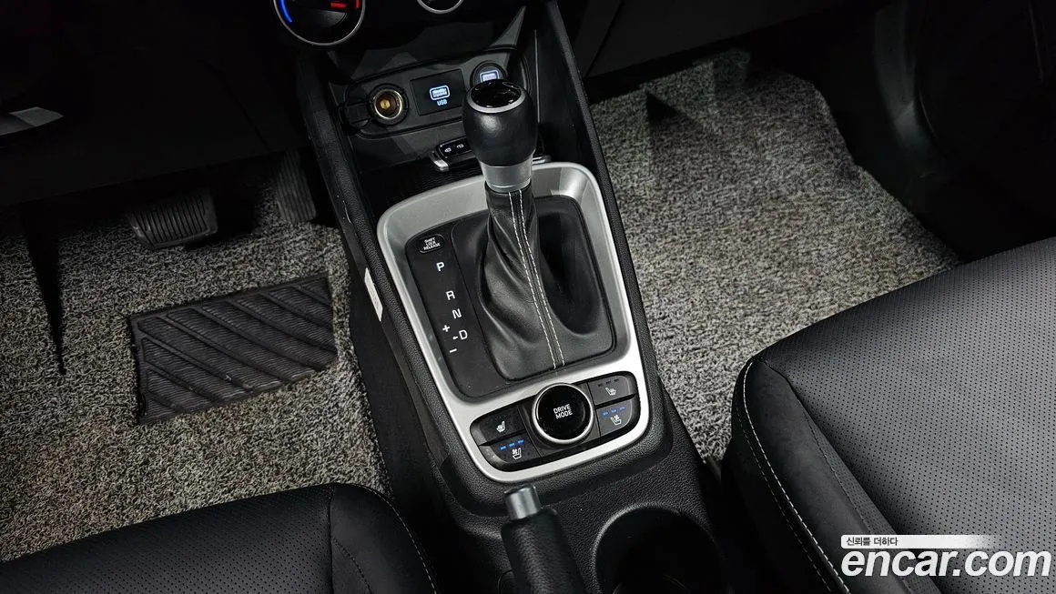 Hyundai Venue 2021 из KR, фото 10