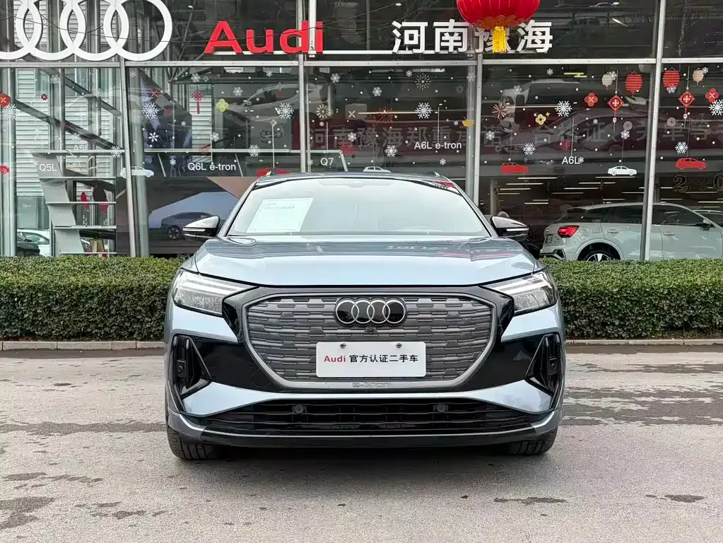 Audi Q4 e-tron — фото 3