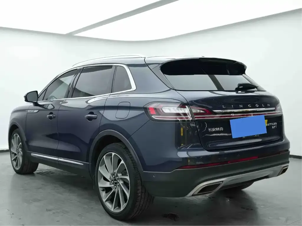 Lincoln Nautilus 2023 из CN, фото 5