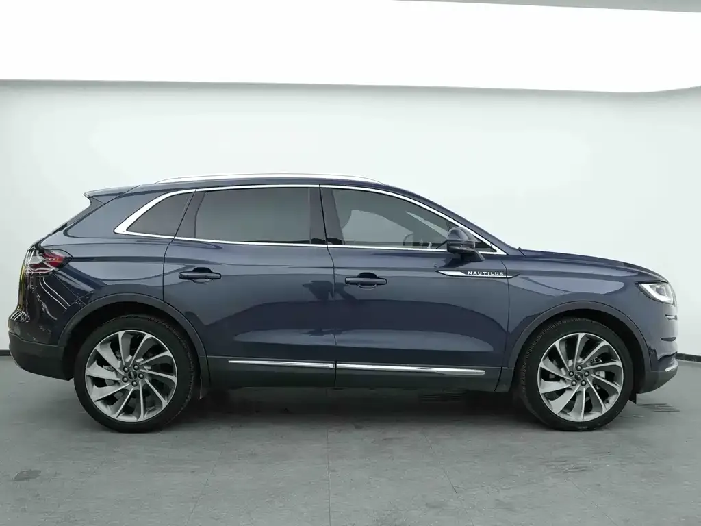 Lincoln Nautilus 2023 из CN, фото 6