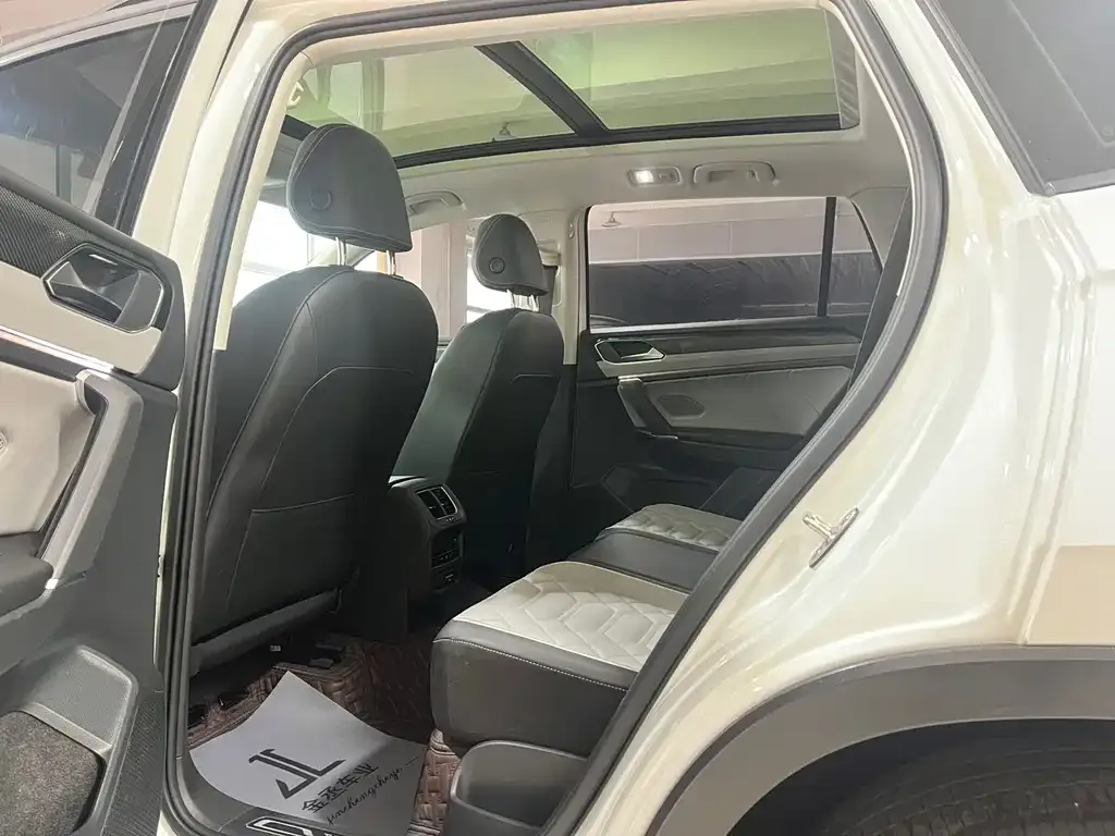 Volkswagen Tayron 2023 из CN, фото 7