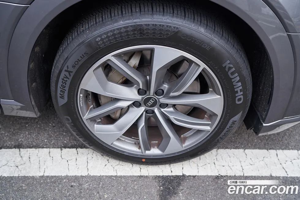 Audi e-tron 2021 из KR, фото 5