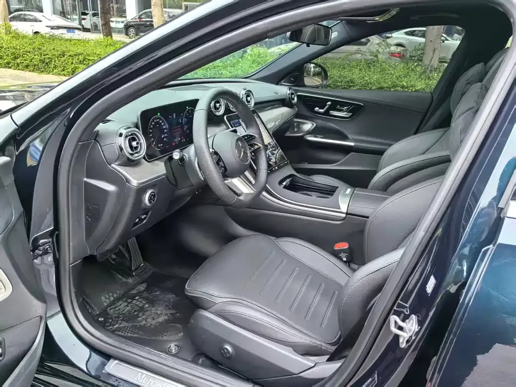 Mercedes-Benz C-Class 2025 из CN, фото 3