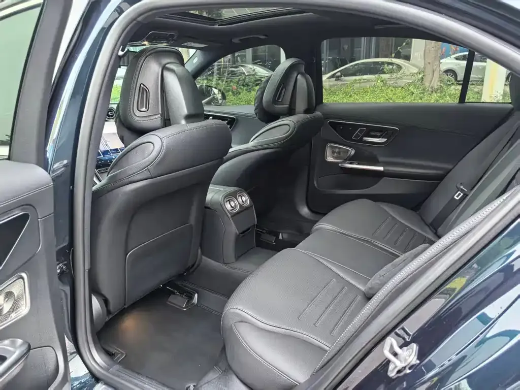Mercedes-Benz C-Class 2025 из CN, фото 6