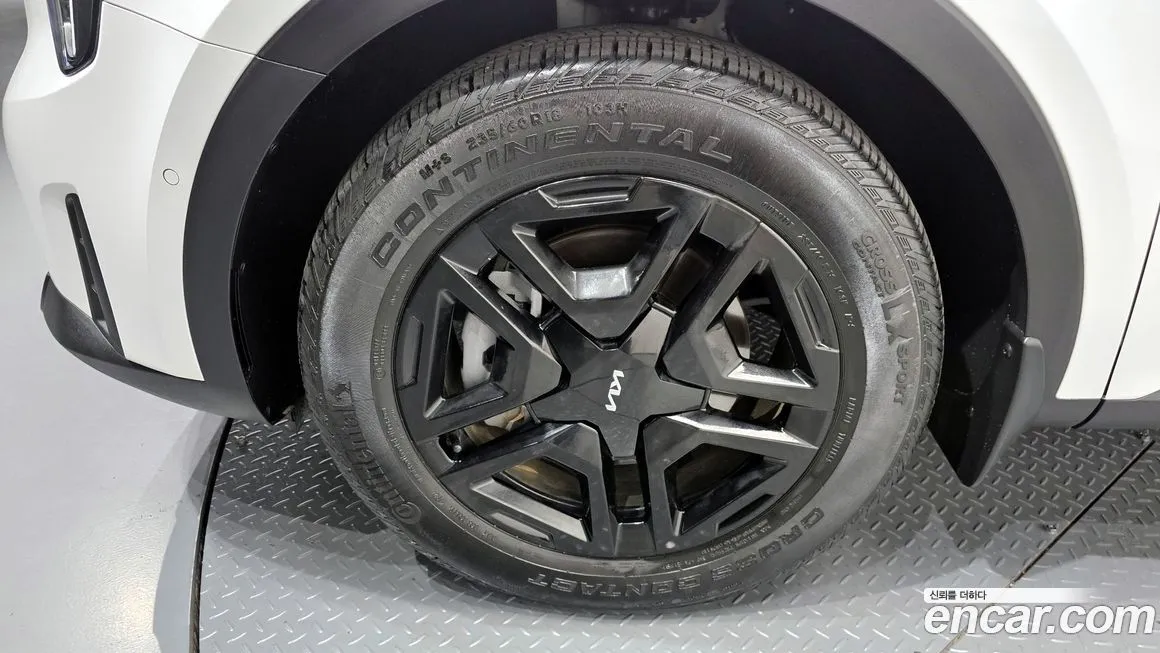 Kia Sorento — фото 10