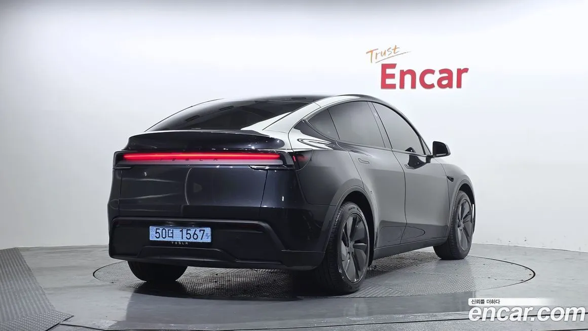Tesla Model Y 2025 из KR, фото 3
